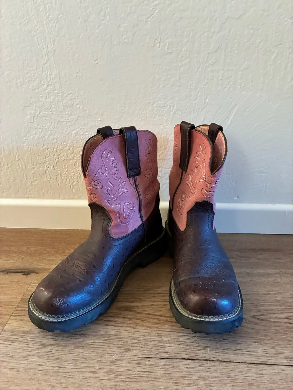 Ariat Brown Leather Foot Pink Embroidered Shaft Western Boots womens size 8.5